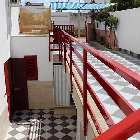 Salentocasemare 2 Apartment *